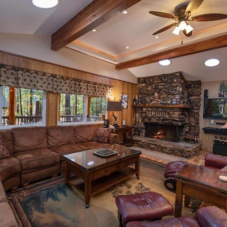 Starlight Lodge ヨセミテ・ウェスト エクステリア 写真