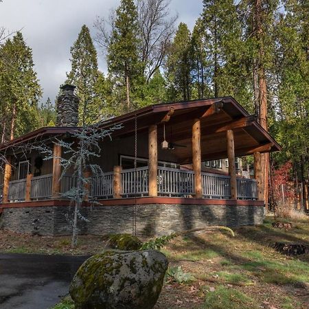 Starlight Lodge ヨセミテ・ウェスト エクステリア 写真