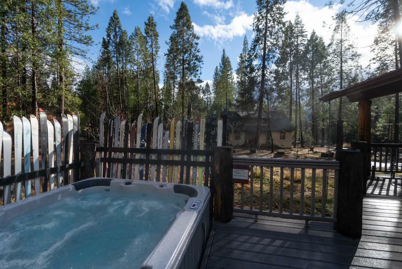 Starlight Lodge ヨセミテ・ウェスト エクステリア 写真